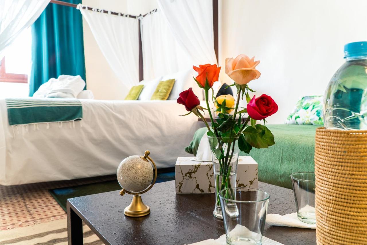 Arthouse Cinema Hotel Suvayr Dış mekan fotoğraf