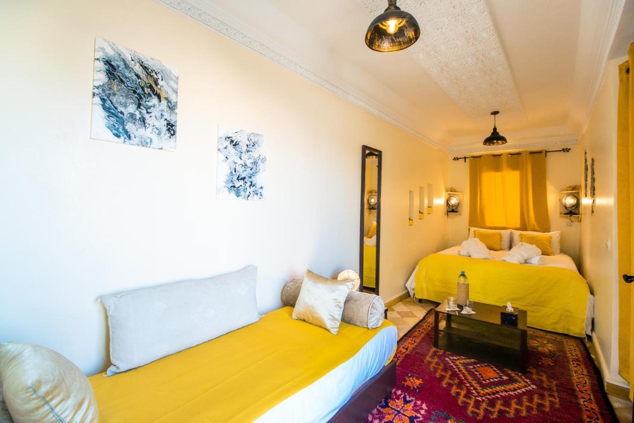 Arthouse Cinema Hotel Suvayr Dış mekan fotoğraf