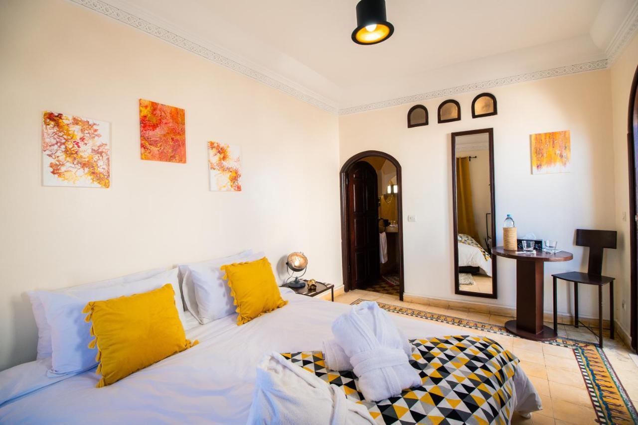Arthouse Cinema Hotel Suvayr Dış mekan fotoğraf