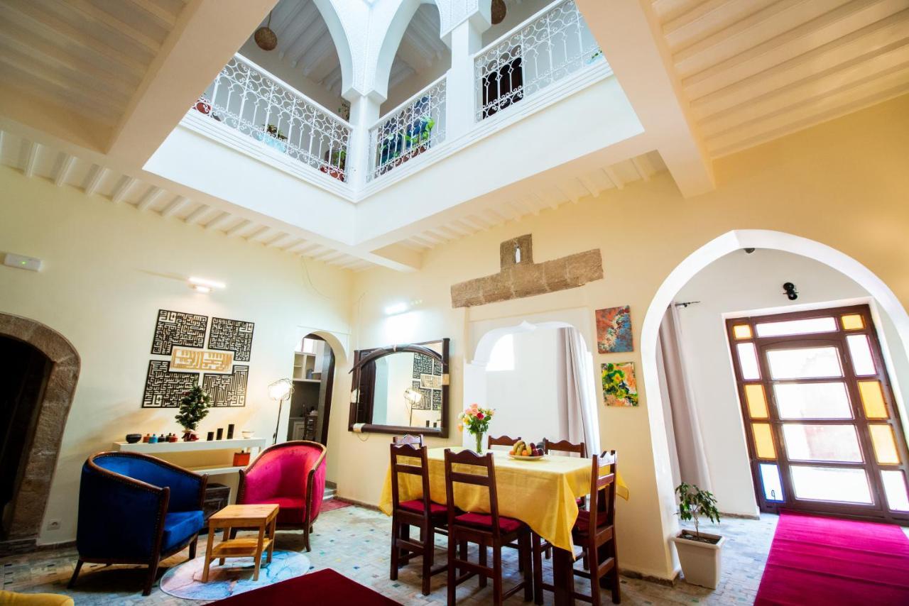 Arthouse Cinema Hotel Suvayr Dış mekan fotoğraf