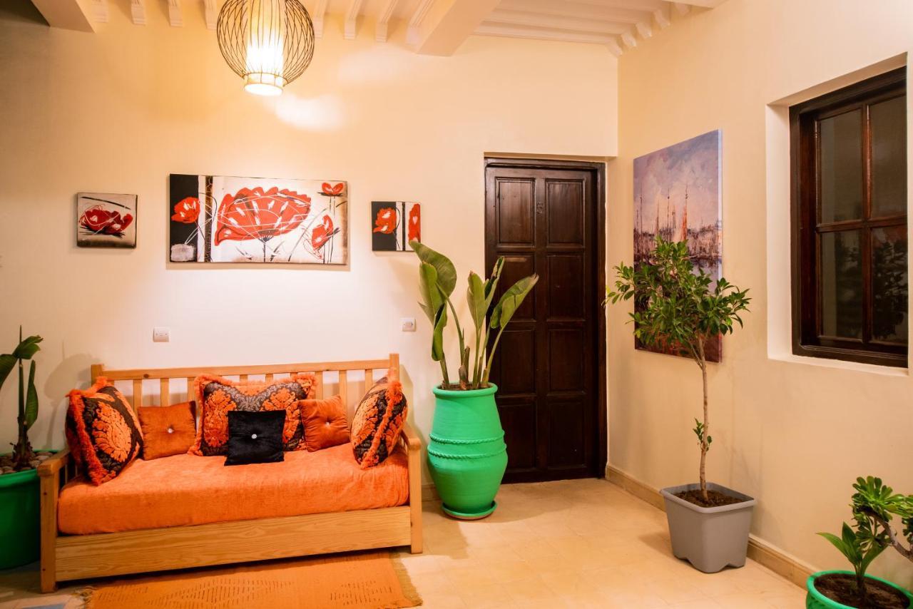 Arthouse Cinema Hotel Suvayr Dış mekan fotoğraf