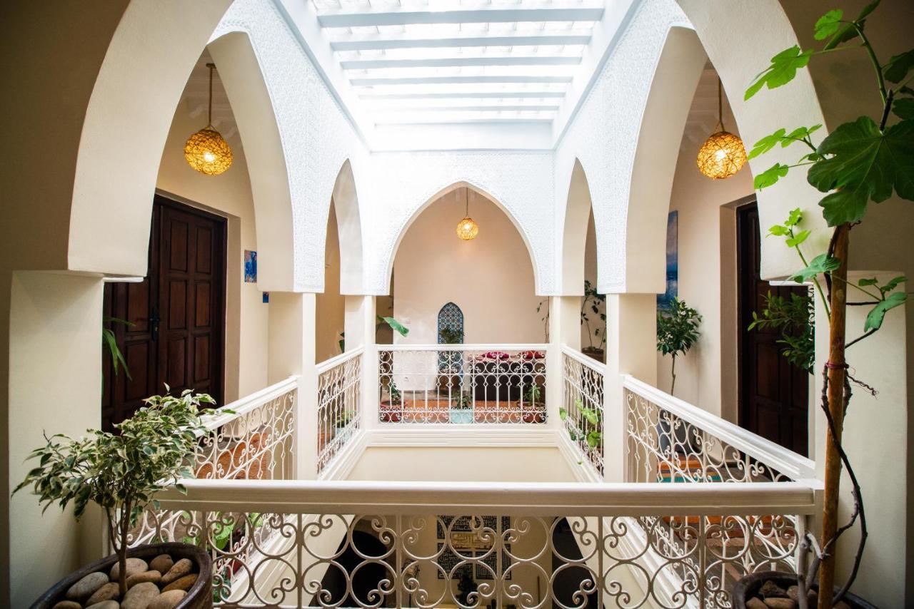 Arthouse Cinema Hotel Suvayr Dış mekan fotoğraf