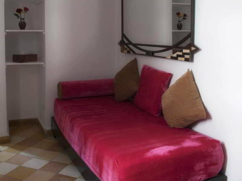 Arthouse Cinema Hotel Suvayr Dış mekan fotoğraf